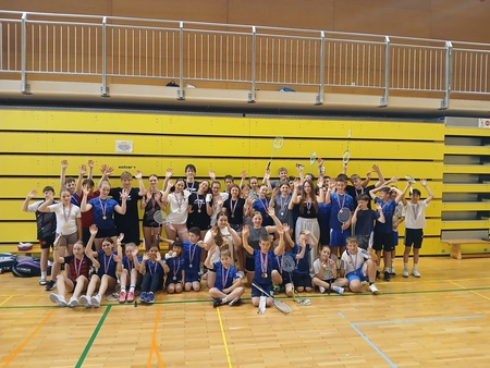 Anino badmintonovanje za otroke 2026 srebrna medalja za Tiborja